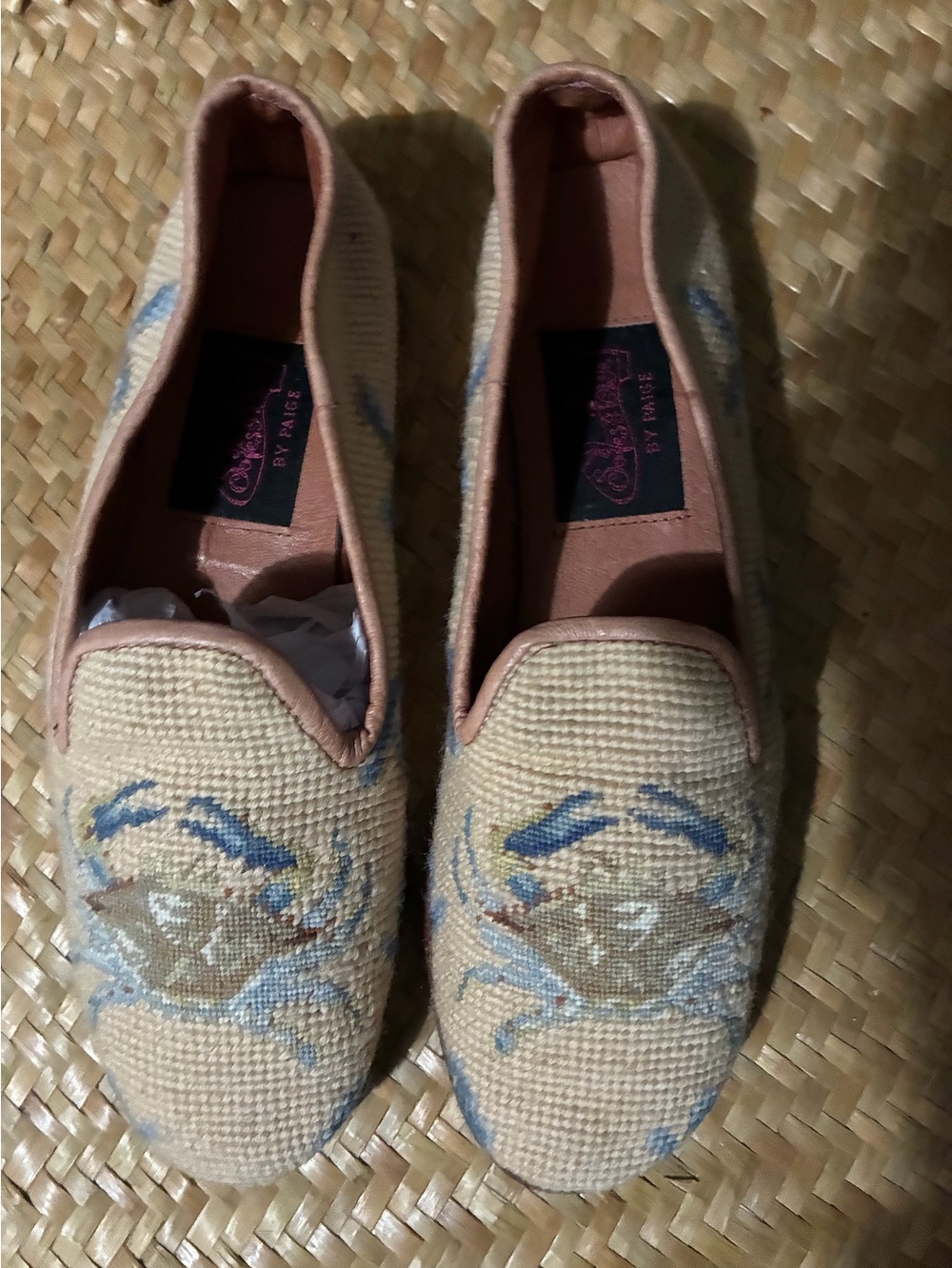CRAB NEEDLEPOINT LOAFER IN TAN BY PAIGE Retail $395.00 Size 8.5